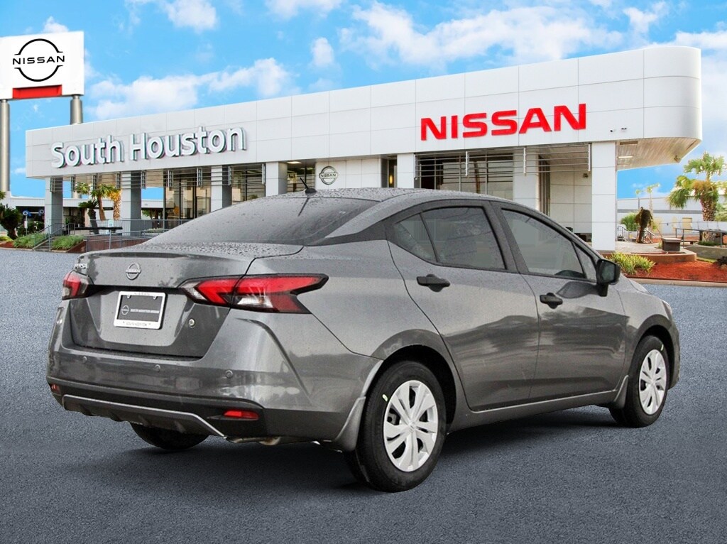 2025 Nissan Versa 1.6 S photo 3