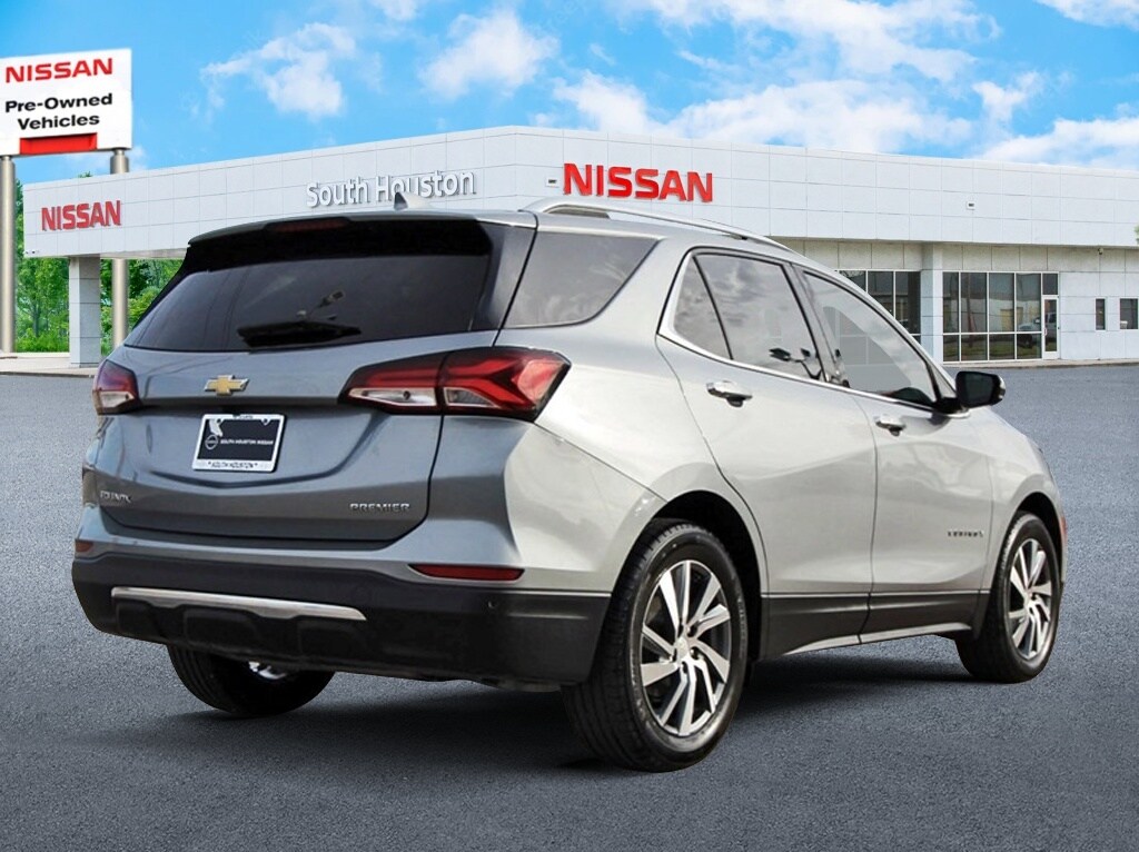 2024 Chevrolet Equinox Premier photo 2