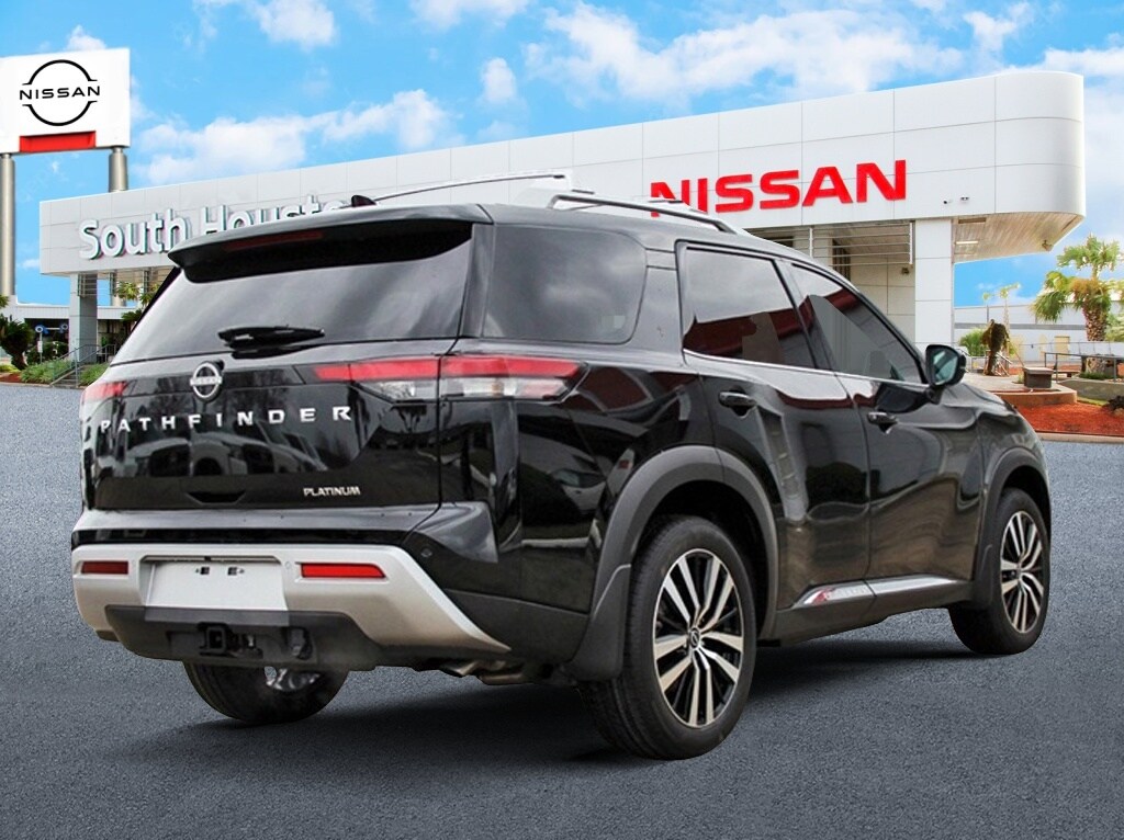 2025 Nissan Pathfinder Platinum photo 3