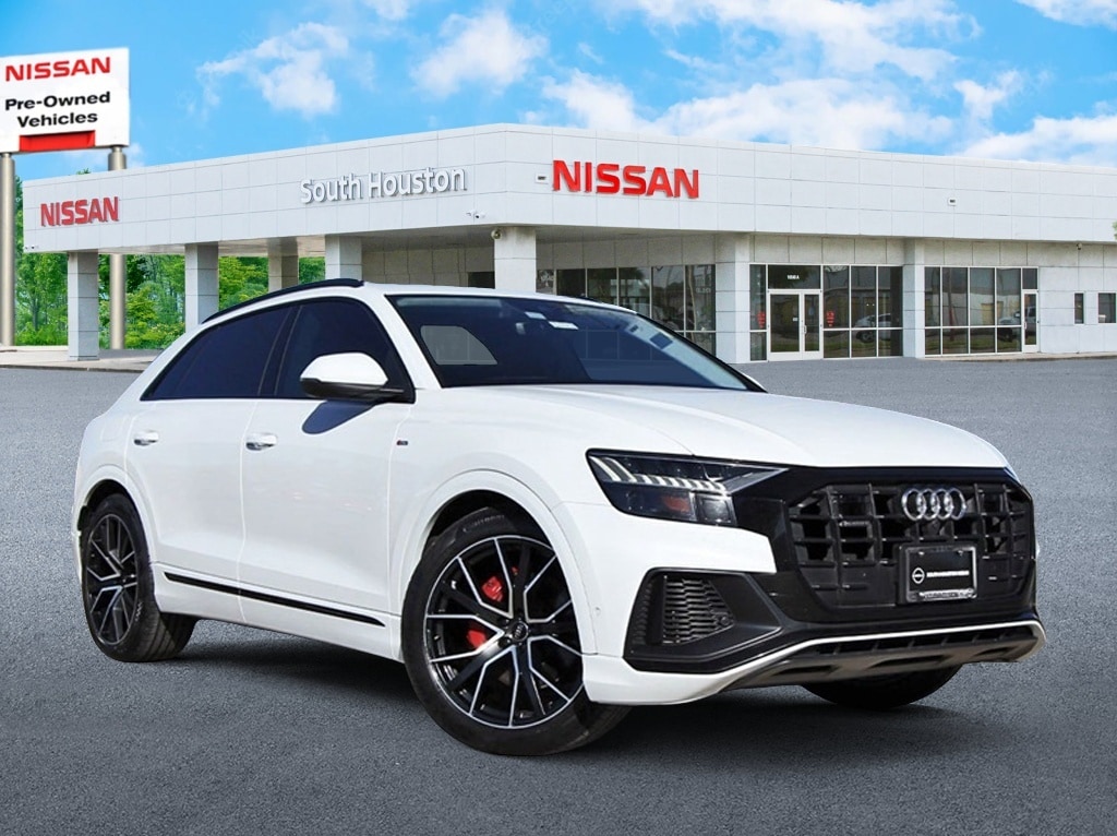 2019 Audi Q8 Prestige's photo