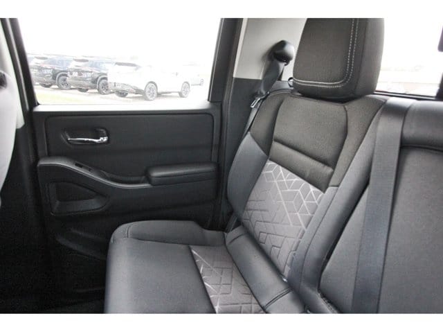 2026 Nissan Frontier SV - Photo 11