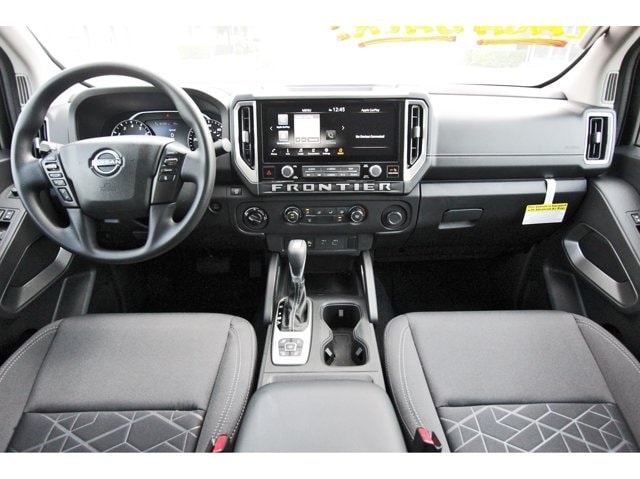 2026 Nissan Frontier SV - Photo 9