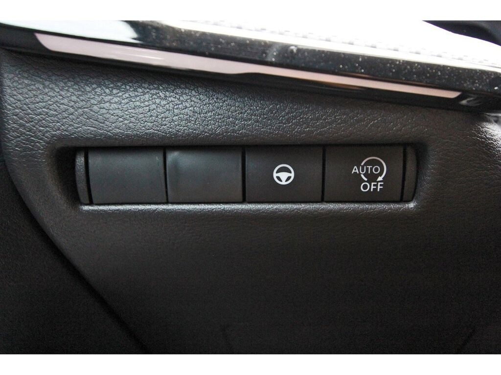2025 Nissan Kicks SR - Photo 14