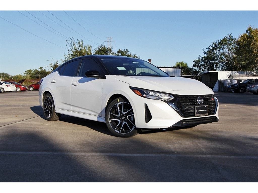 New 2025 Nissan Sentra SR Sedan