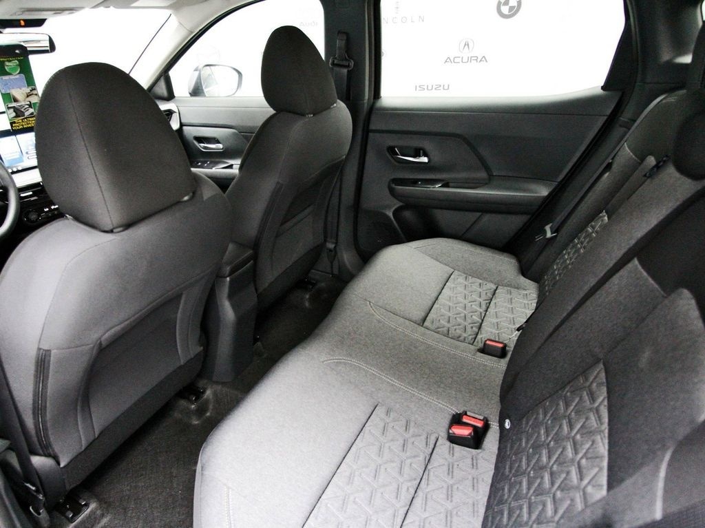 2026 Nissan KICKS SV - Photo 11