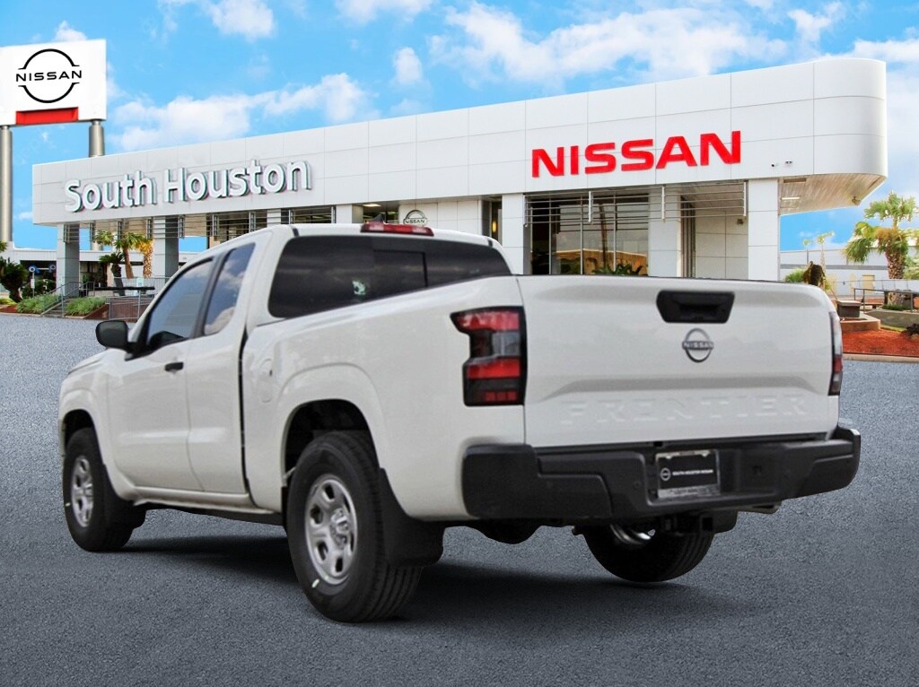 2026 Nissan Frontier S photo 3