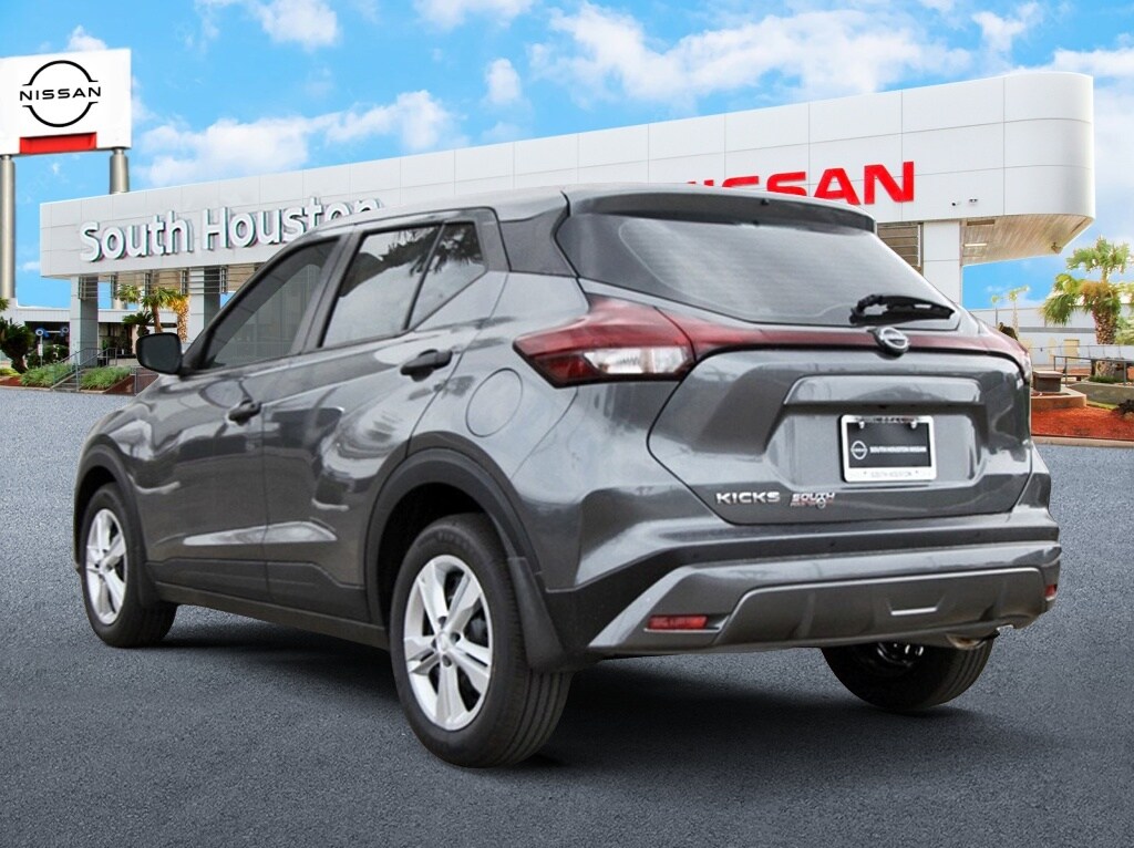 2025 Nissan Kicks Play S photo 3
