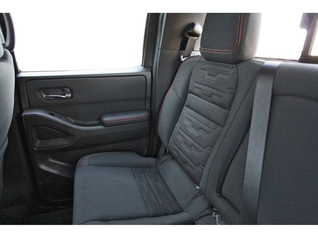 2025 Nissan Frontier PRO-4X - Photo 9