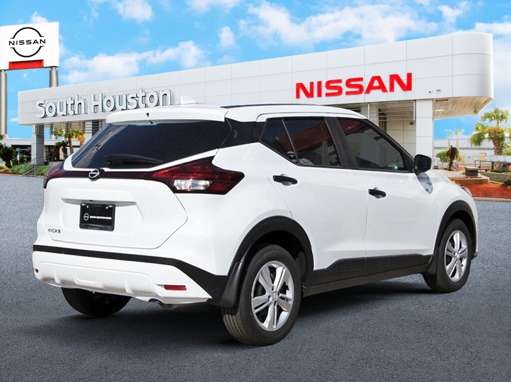 2025 Nissan Kicks Play S photo 2