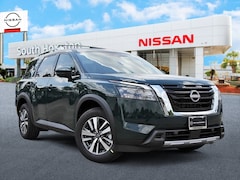 2025 Nissan Pathfinder SL SUV