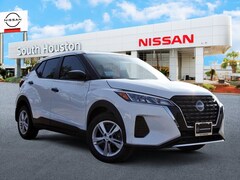 2025 Nissan Kicks Play S SUV