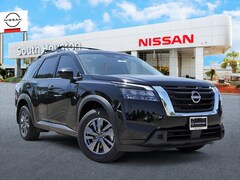 2025 Nissan Pathfinder SV SUV
