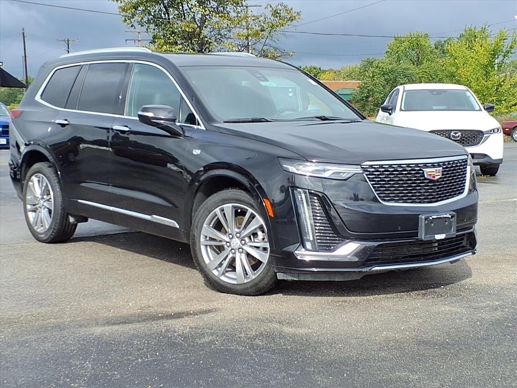  CADILLAC XT6