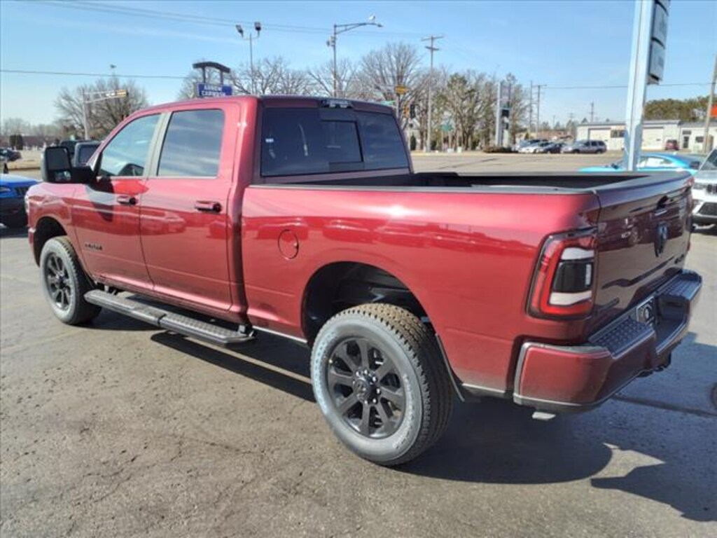 New 2024 Ram 2500 BIG HORN CREW CAB 4X4 6'4 BOX for Sale in Rice Lake