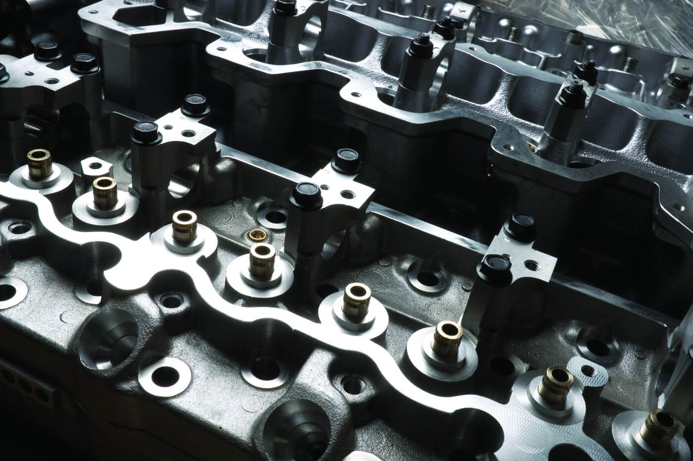 Engine heads--.jpg