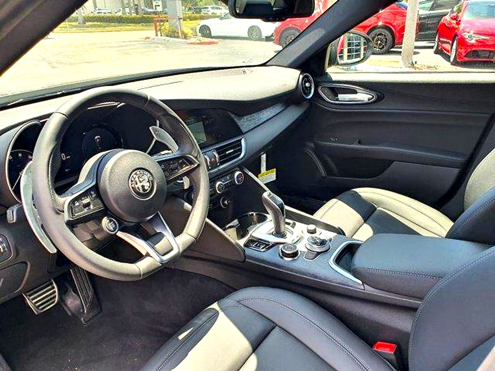 2024 Alfa Romeo Giulia Sprint - Photo 11