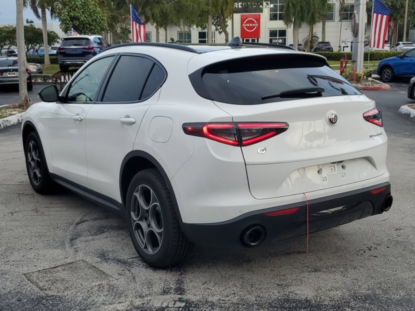 2025 Alfa Romeo Stelvio Sport photo 3