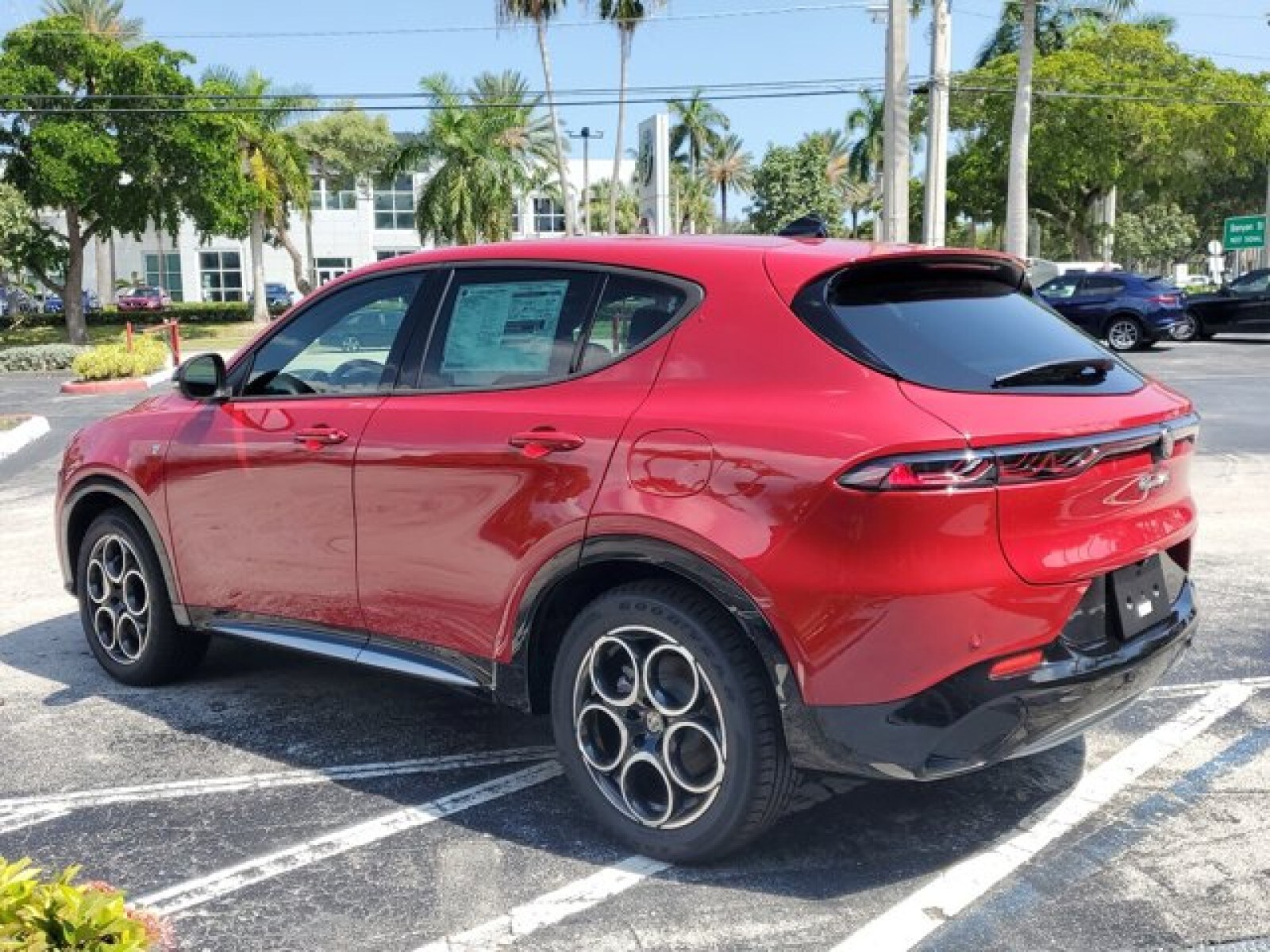 2024 Alfa Romeo Tonale Ti photo 3