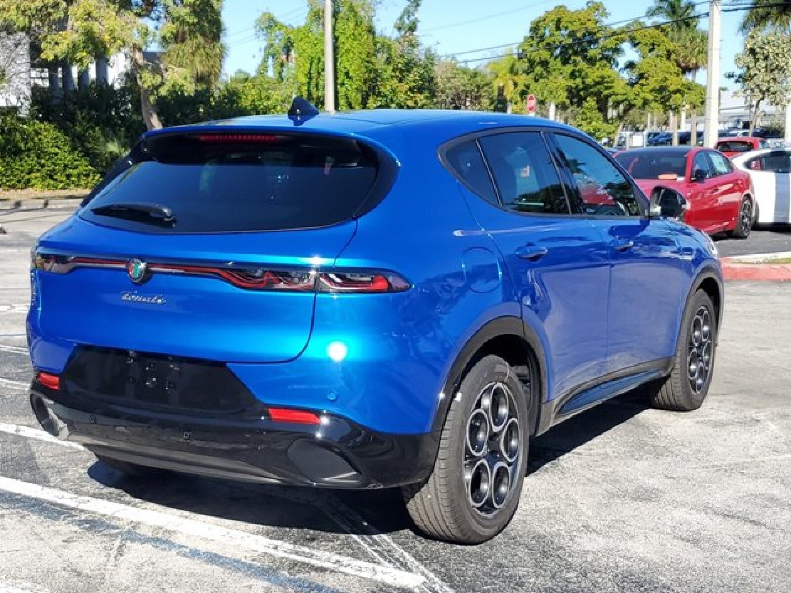 2025 Alfa Romeo Tonale photo 4