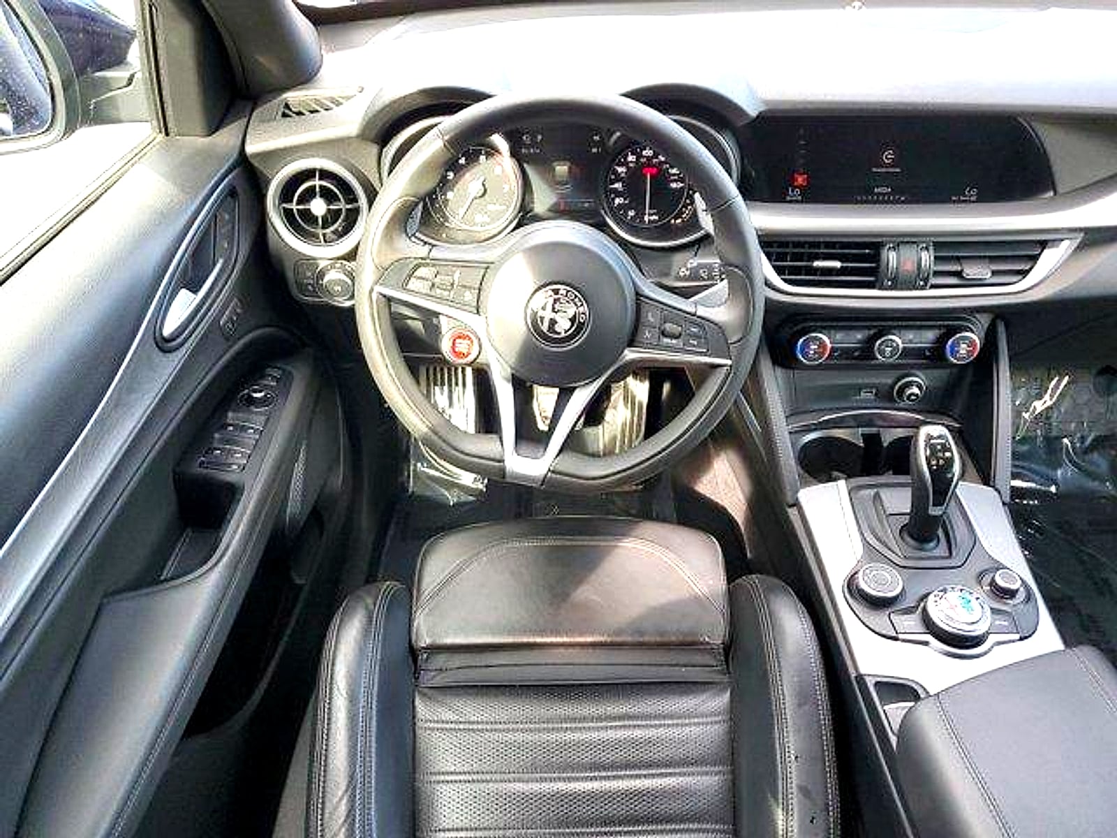 2018 Alfa Romeo Stelvio Ti Sport - Photo 14