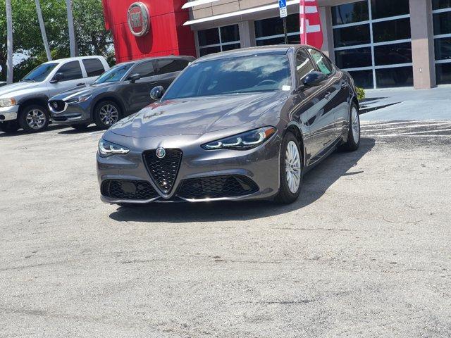 2024 Alfa Romeo Giulia Sprint - Photo 3