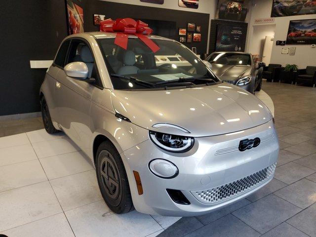 2025 FIAT 500e