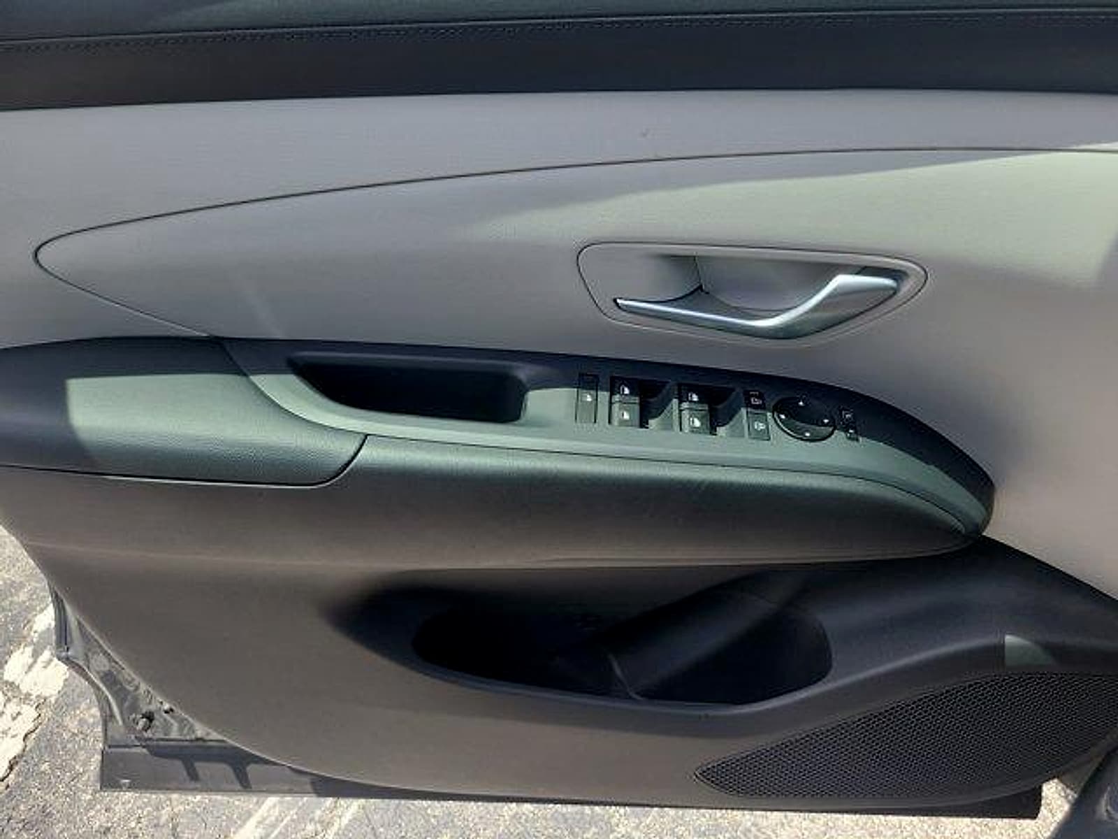 2025 Hyundai Tucson SE - Photo 31