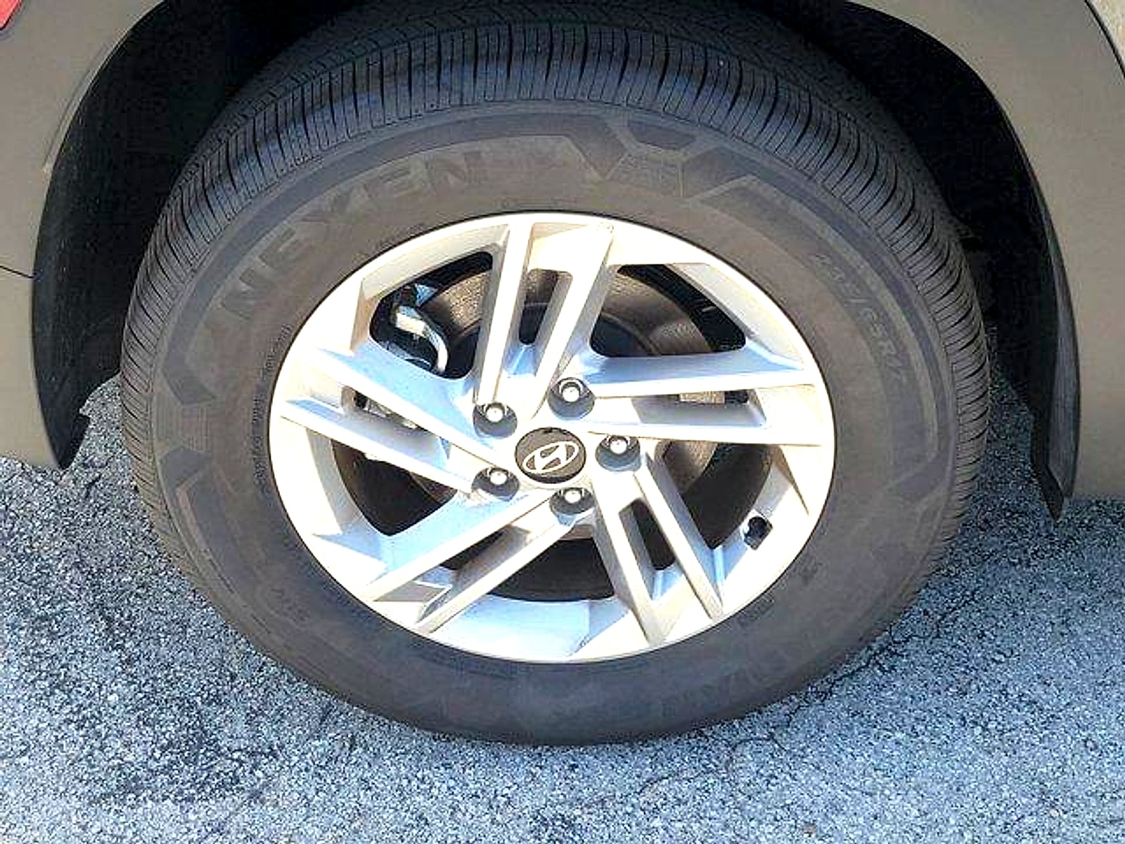 2025 Hyundai Tucson SE - Photo 9