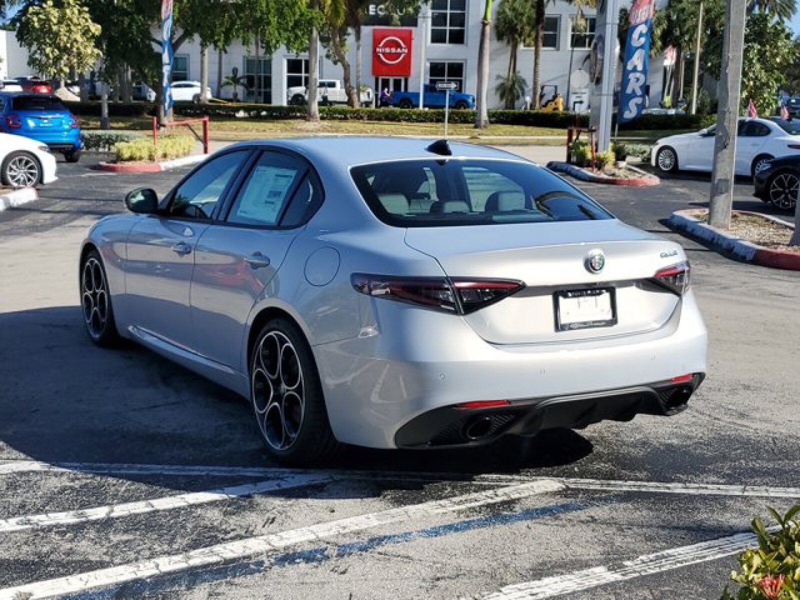 2025 Alfa Romeo Giulia photo 3