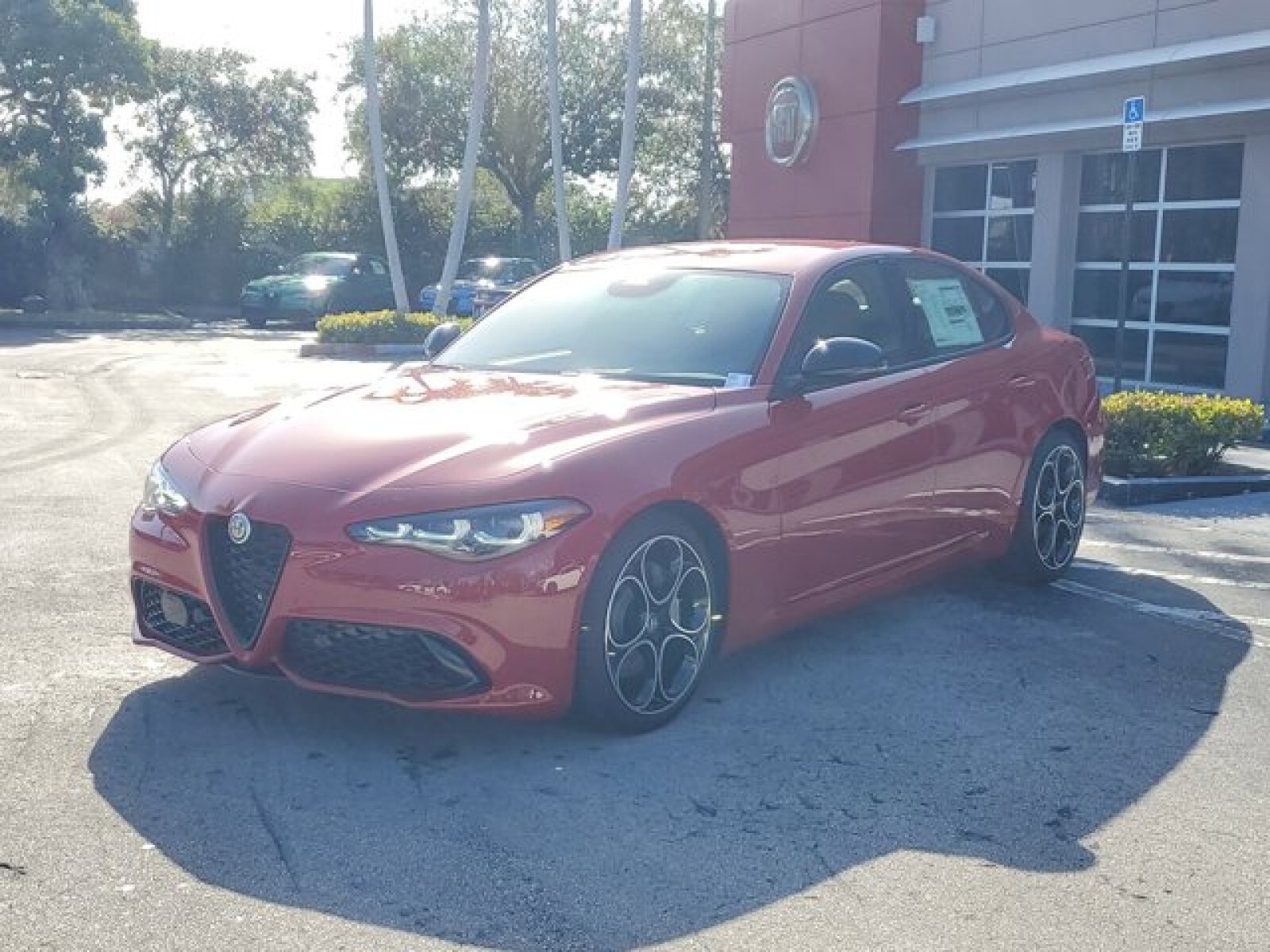 2025 Alfa Romeo Giulia photo 2