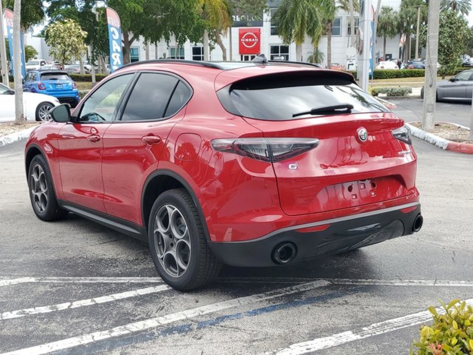2025 Alfa Romeo Stelvio Sprint photo 3