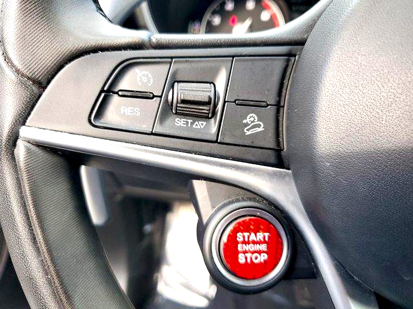 2018 Alfa Romeo Stelvio Ti Sport - Photo 22