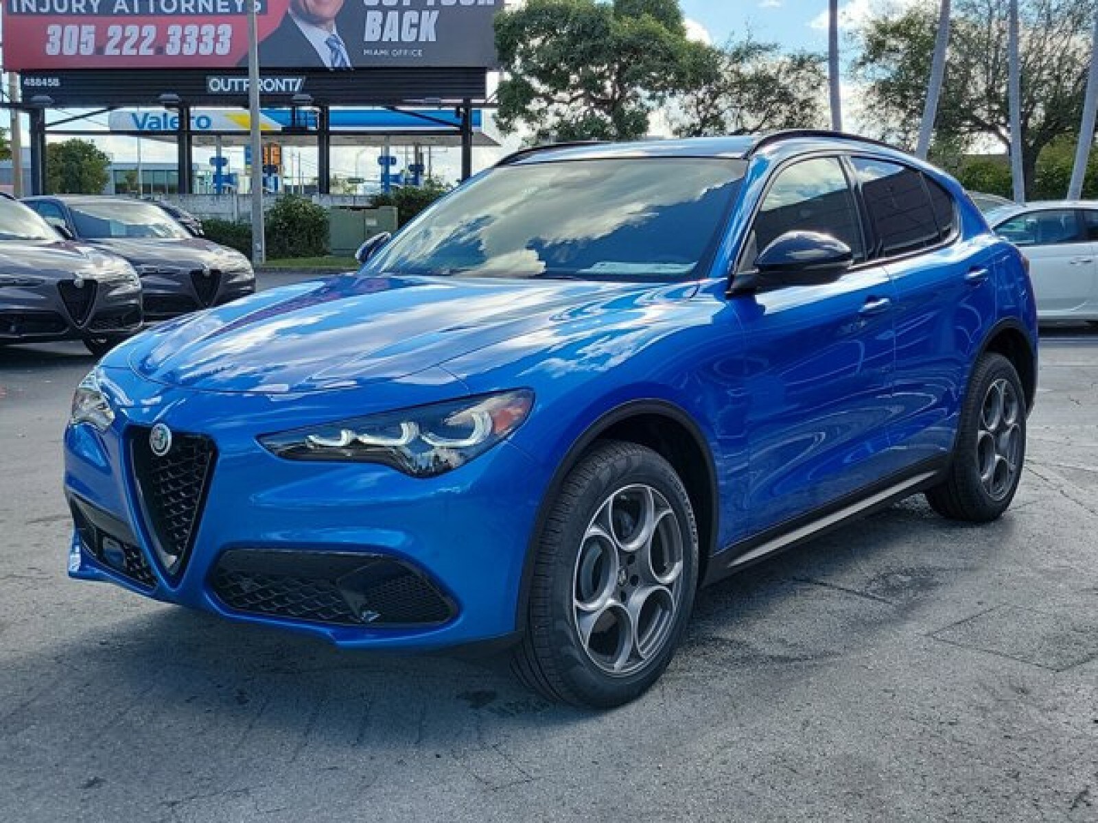 2025 Alfa Romeo Stelvio Sprint photo 2