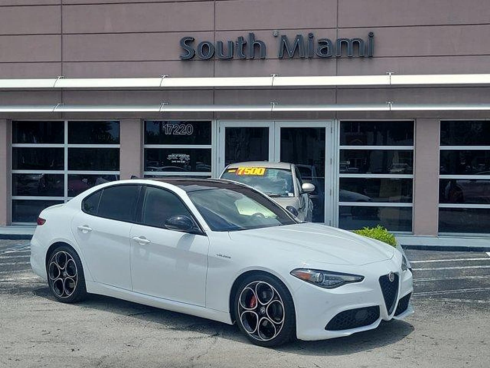 2023 Alfa Romeo Giulia Veloce RWD's photo
