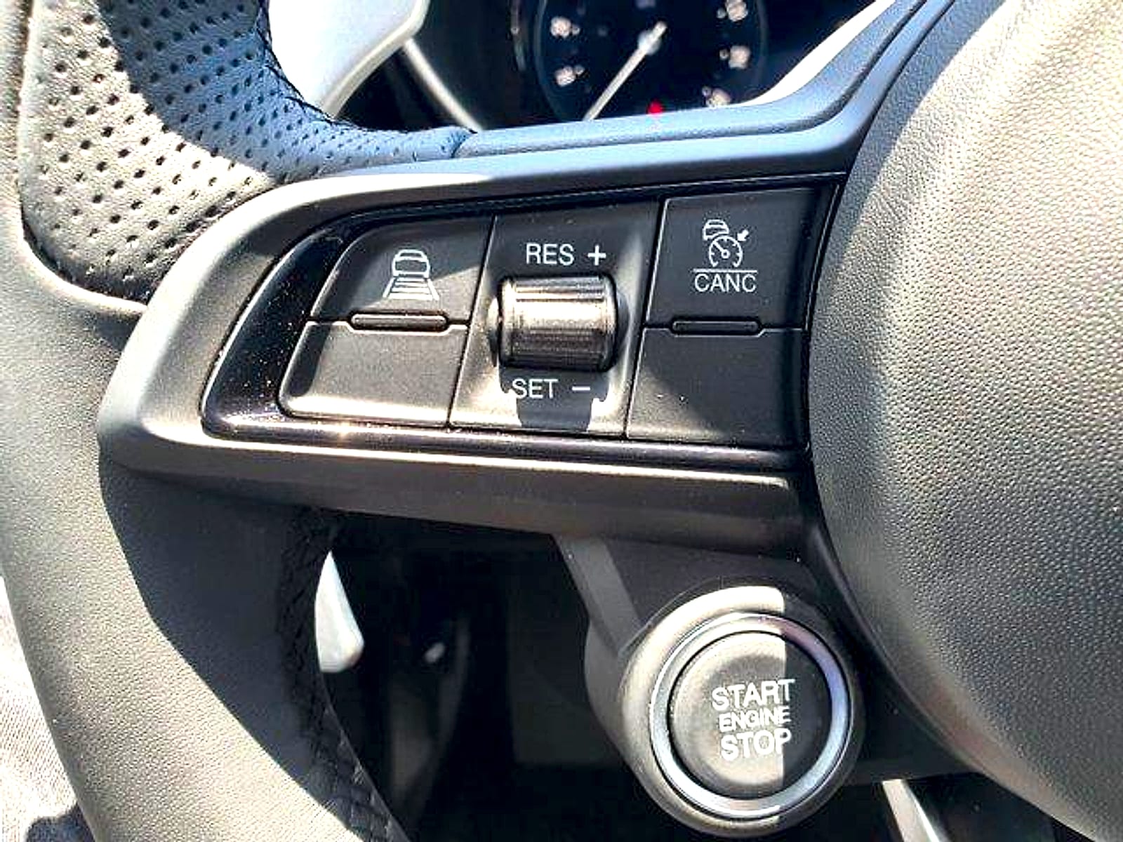 2024 Alfa Romeo Giulia Sprint - Photo 18