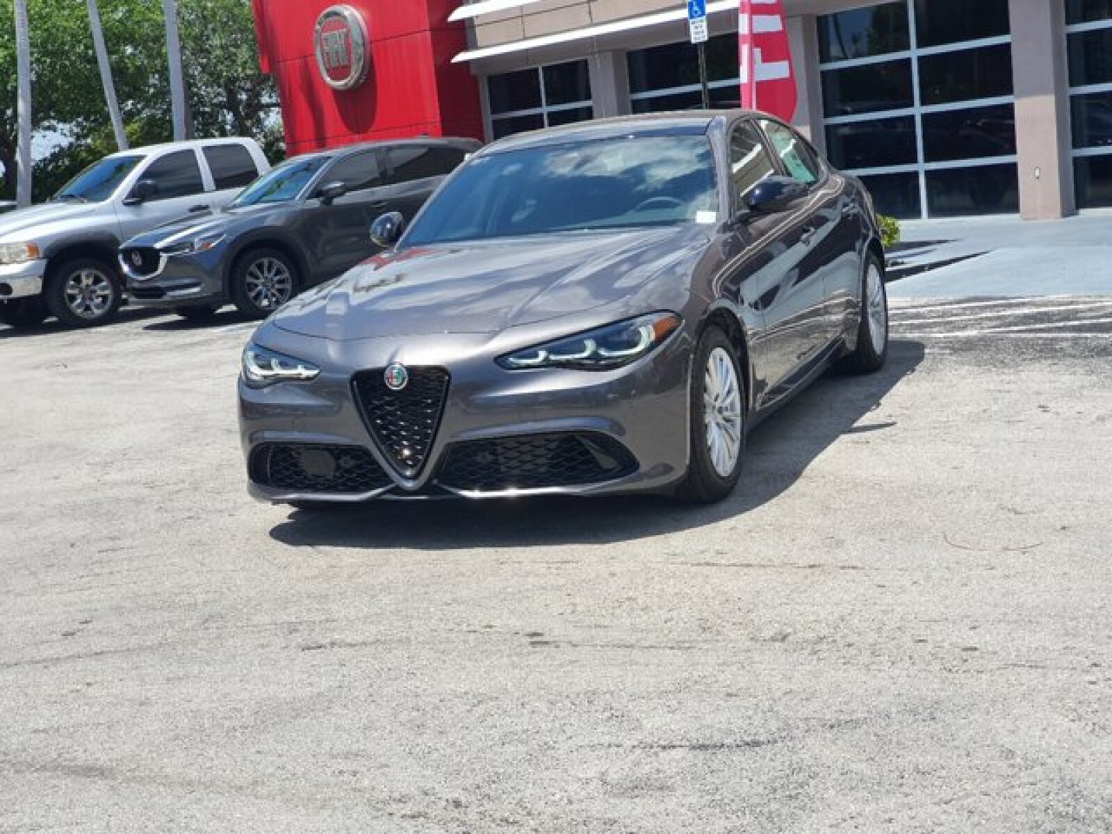2024 Alfa Romeo Giulia SPRINT photo 3