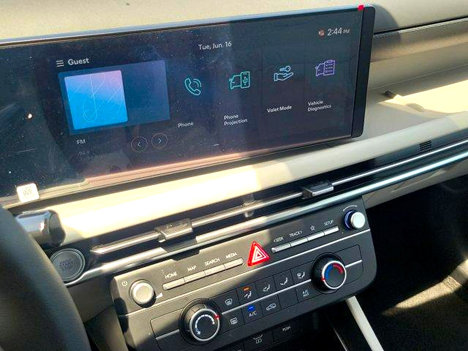 2025 Hyundai Tucson SE - Photo 25