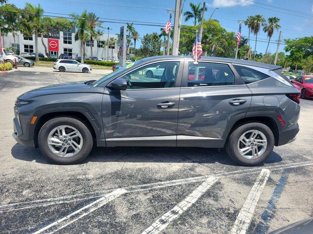 2025 Hyundai Tucson SE - Photo 4