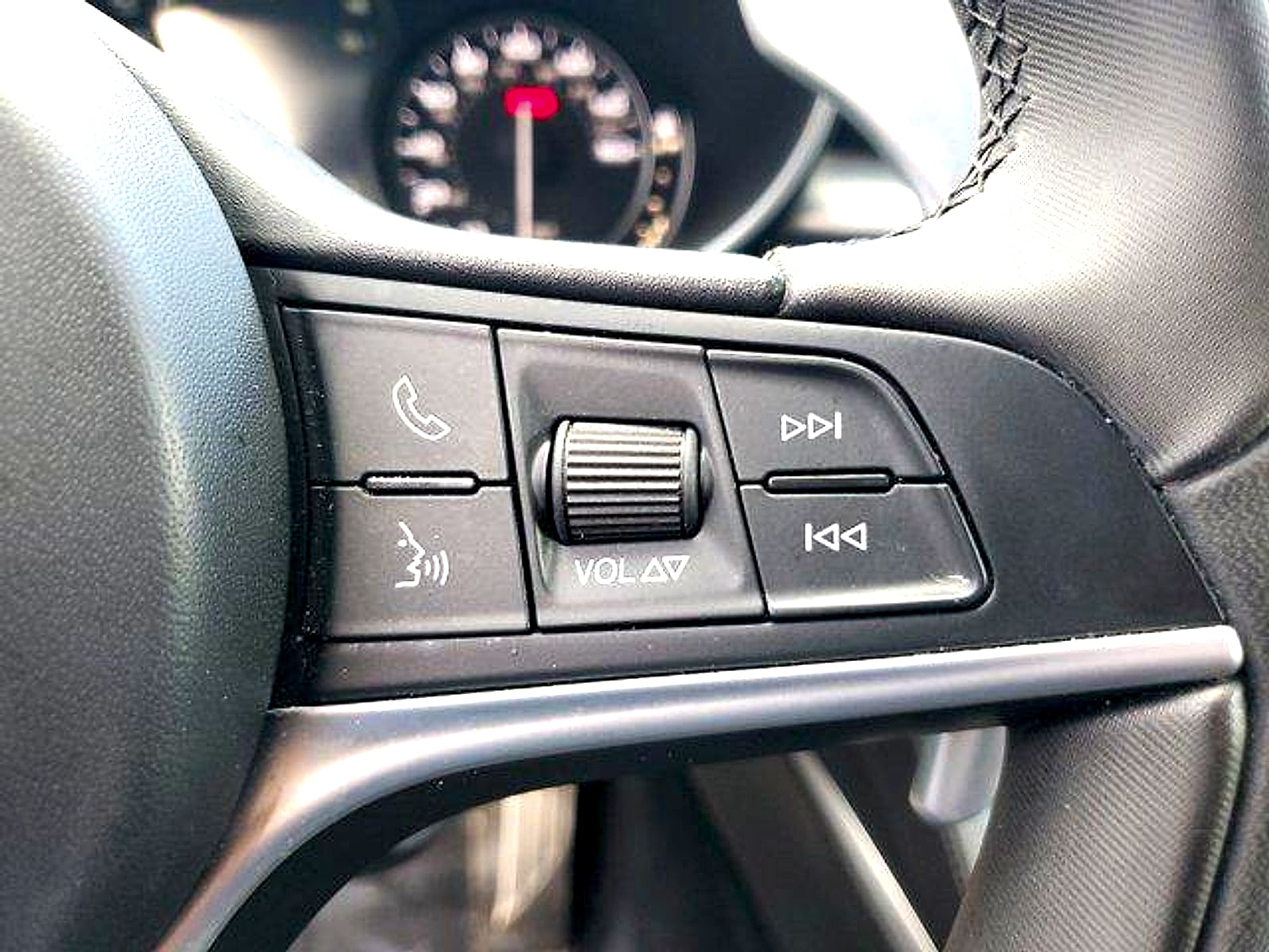 2018 Alfa Romeo Stelvio Ti Sport - Photo 23