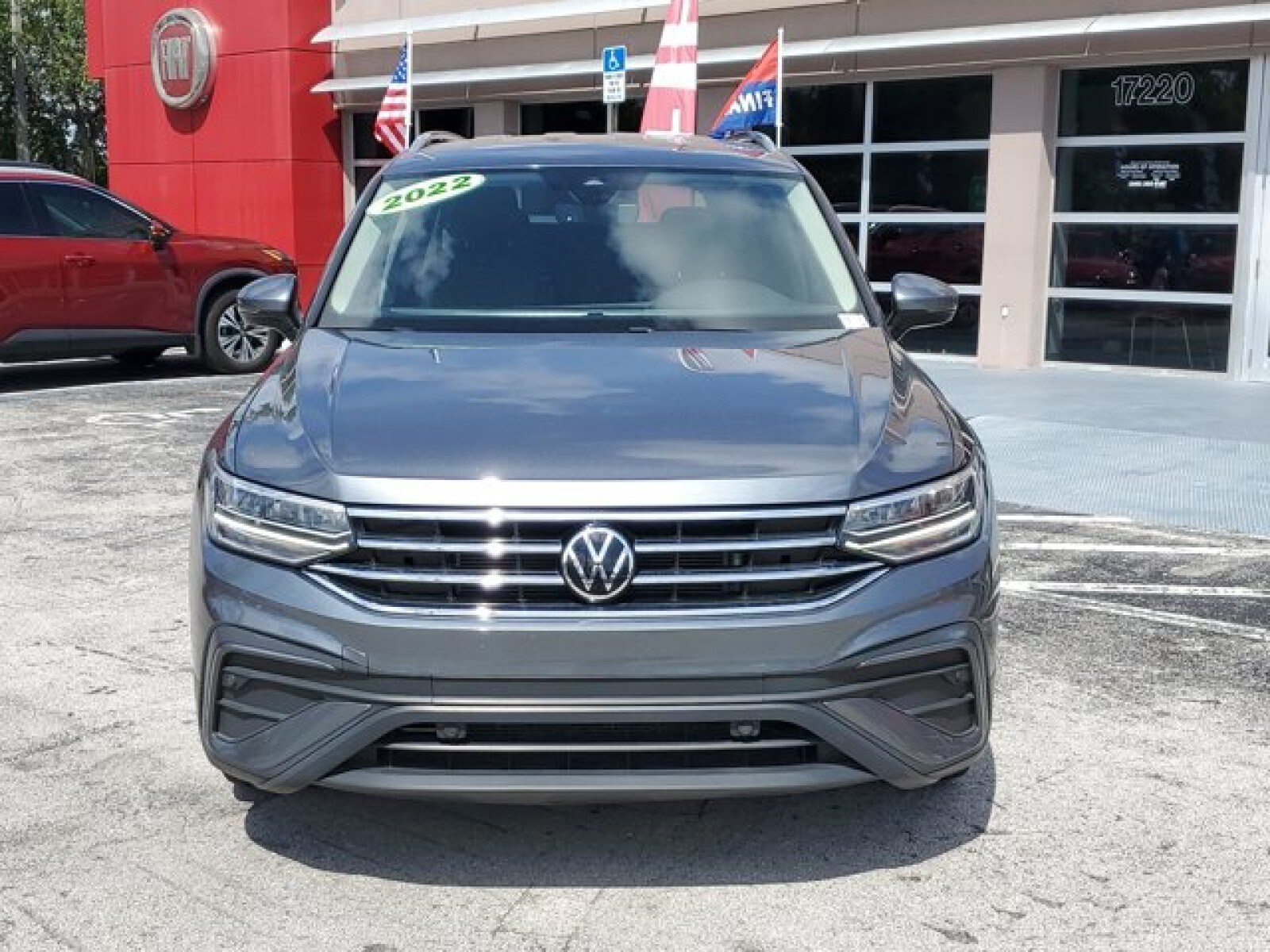 Used 2022 Volkswagen Tiguan SE with VIN 3VV3B7AX0NM129499 for sale in Miami, FL