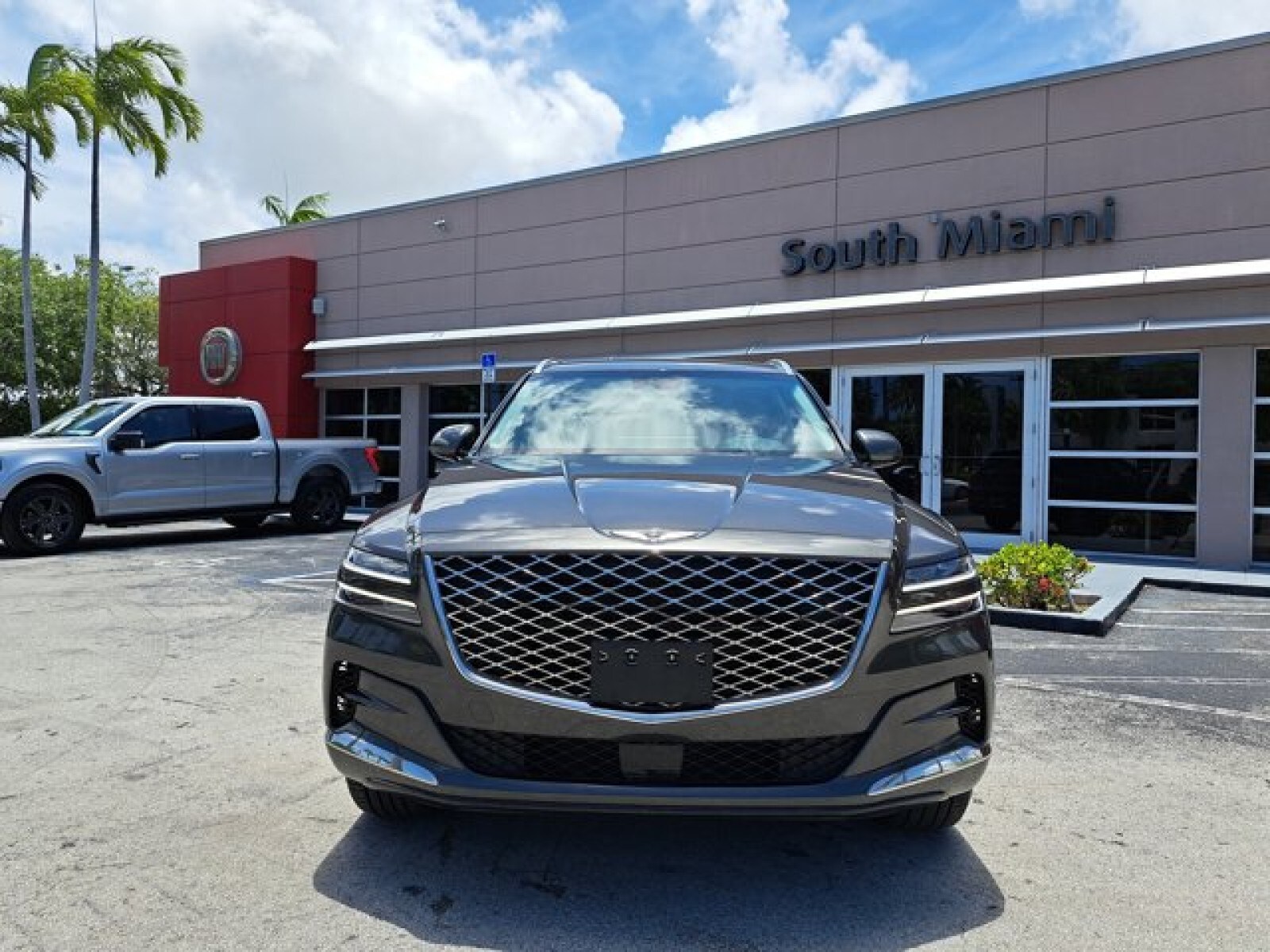 2024 Genesis GV80 2.5T photo 2