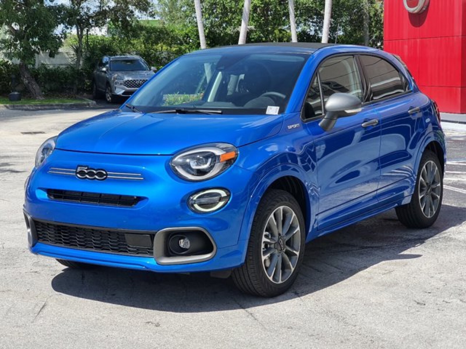 2023 Fiat 500X Sport photo 2