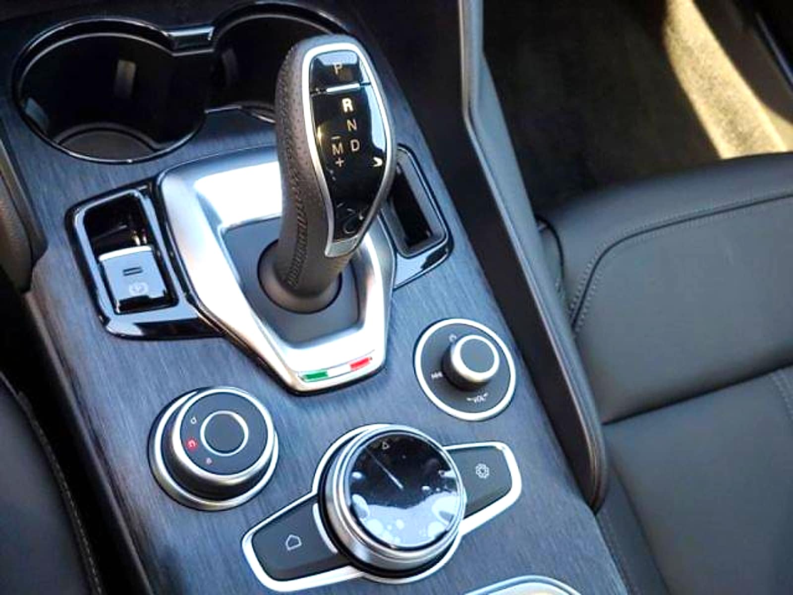 2024 Alfa Romeo Giulia Sprint - Photo 15