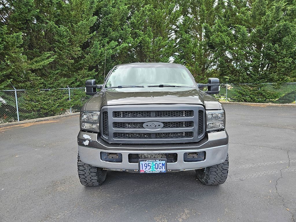 2005 Ford F-250 photo 2
