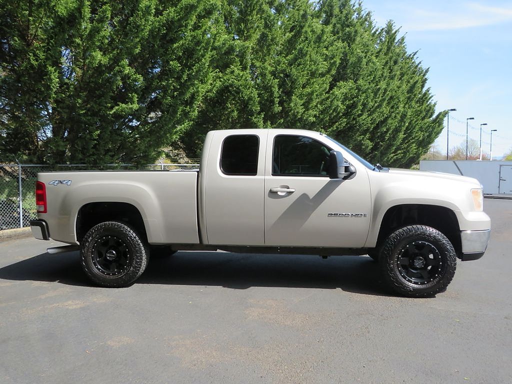2007 Gmc Sierra SLT photo 4