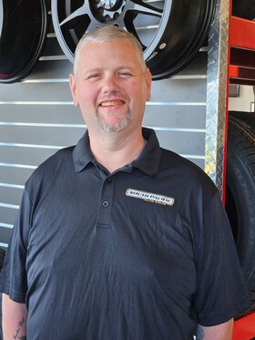 Staff member TONY TAYLOR from ID_4f1eaa