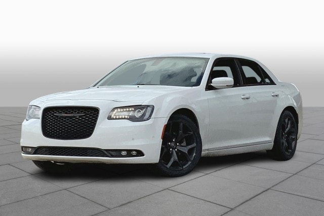2021 Chrysler 300 S's photo