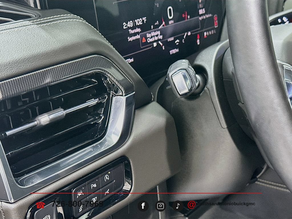 2025 GMC Yukon XL Elevation - Photo 11