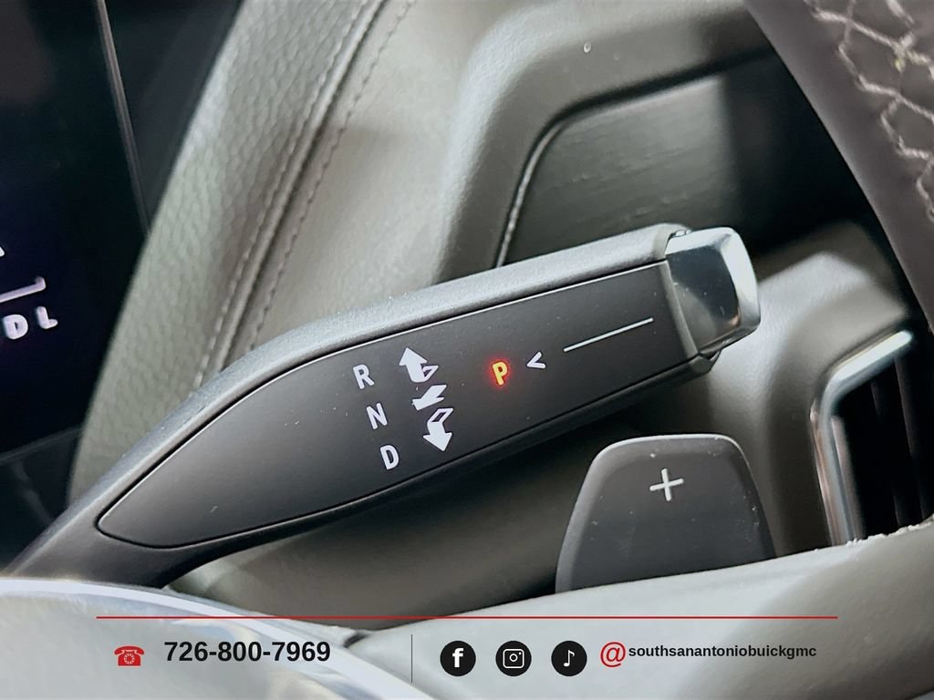 2026 GMC Yukon Denali - Photo 18