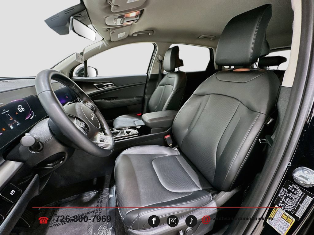 2025 Kia Sportage EX - Photo 21